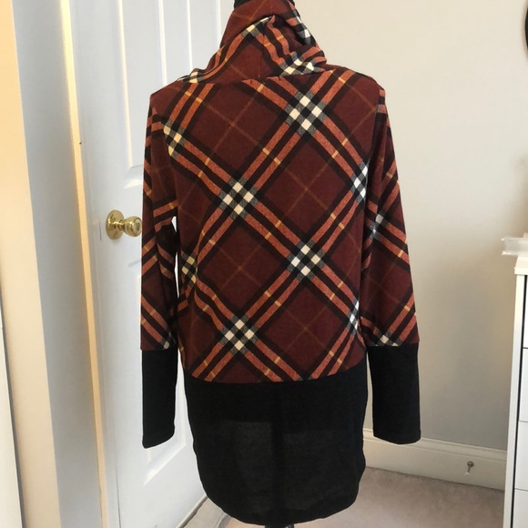 Plaid Cowl Neck Sweater - Picture 2 of 2